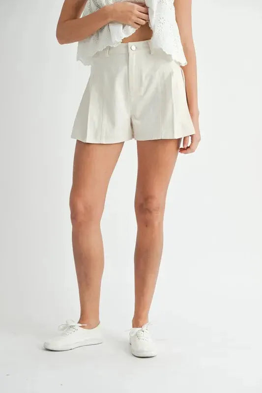 Breezy Pleated High-Waist Twill Beach Shorts in Ecru women outfit ideas