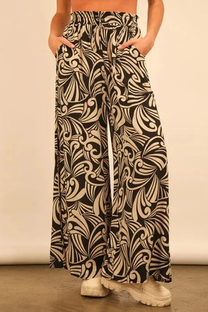Breezy Printed Wide-Leg Beach Pants in Black women outfit ideas