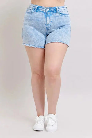 Coastal Cyan Mid-Rise Denim Beach Shorts women outfit ideas