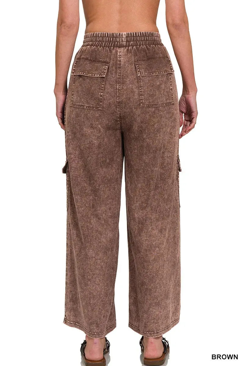Relaxed Linen Cargo Beach Pants in Earthy Brown women outfit ideas