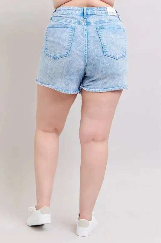 Coastal Cyan Mid-Rise Denim Beach Shorts women outfit ideas