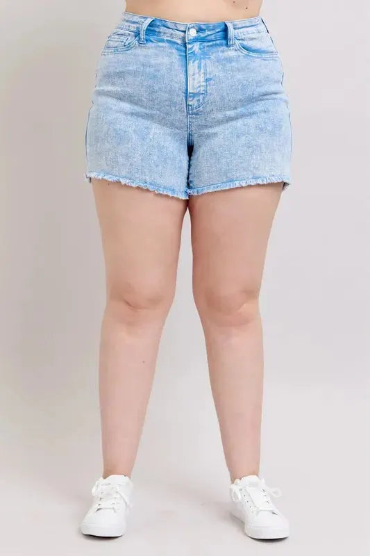 Coastal Cyan Mid-Rise Denim Beach Shorts women outfit ideas