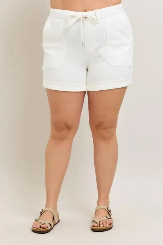 High-Waist Cuffed Denim Beach Shorts in White women outfit ideas