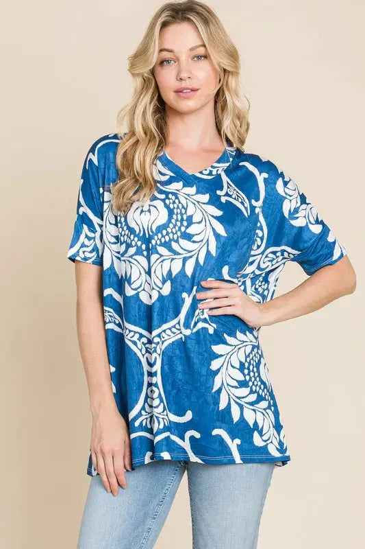 Ocean Breeze Blue Printed Relaxed V-Neck Beach Tunic women outfit ideas