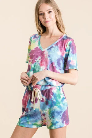 Ocean Wave Tie-Dye Cotton Beach Shorts women outfit ideas