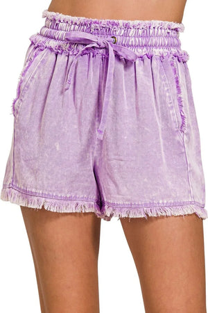 Relaxed Frayed Hem Beach Shorts in Washed Lavender women outfit ideas