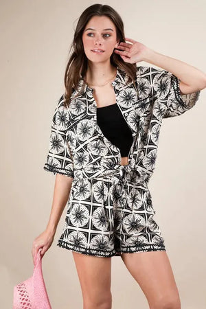 Tropical Print Plus Size Beach Shirt & Shorts Set women outfit ideas