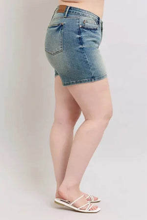 Vintage V-Front Beach Shorts in Medium Wash women outfit ideas